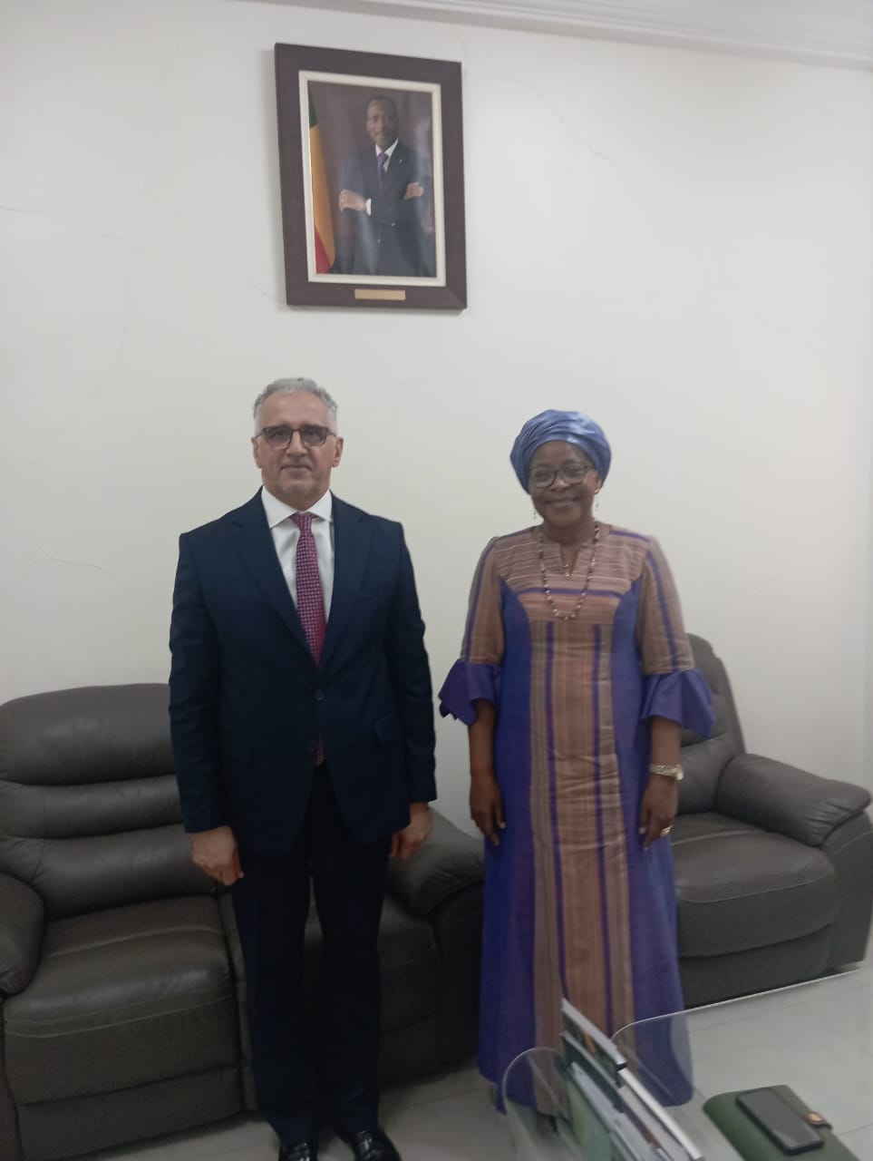 Audience de la MESRS avec SEM l'Ambassadeur d'Algérie près le Bénin